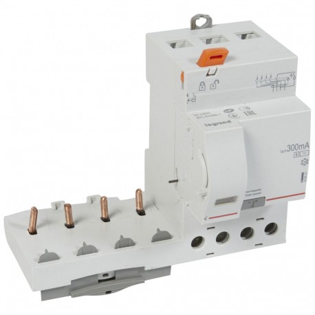 410521 LEGRAND B.D.A. DX3 4/63/300 AC-S