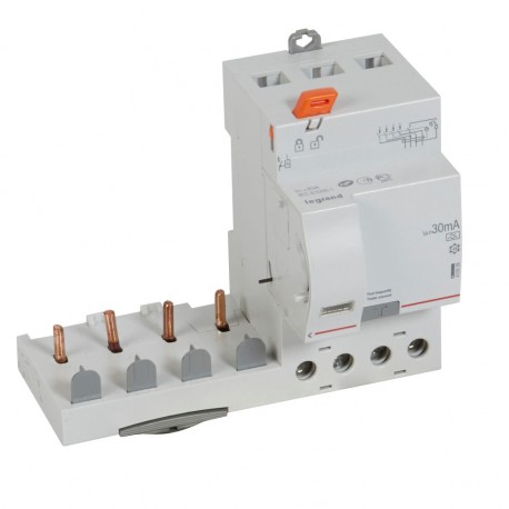 410526 LEGRAND B. D. A. DX3 4/63/30 TO