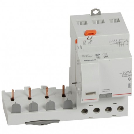 410533 LEGRAND B. D. A. DX3 4/40/30 HPI