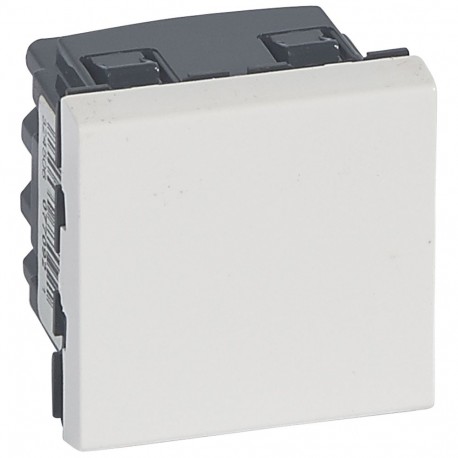077092 LEGRAND MO-COM 20AX 2M BL