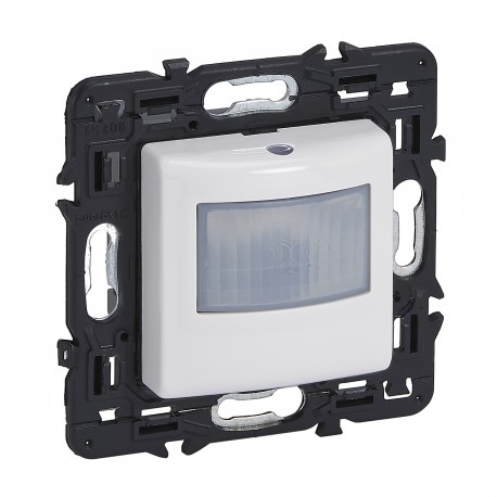 741260 LEGRAND VN-IR SENSOR 2H 3-250W WHITE