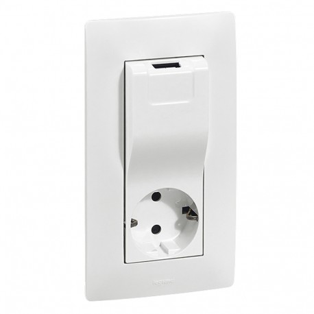 664744 LEGRAND NL-2P+T+USB 1A/5V BIANCO