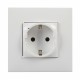 741811 LEGRAND VNwN-2P+T-WHITE