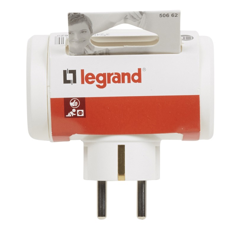 Legrand 050326 Fiche 2P+T 13A 250V~ standard BS à sortie latérale