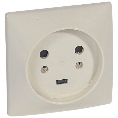 055432 LEGRAND TOMADA 2P+T, 20A