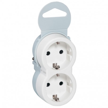 050655 LEGRAND ADAPTATEUR 2X2P+T V RÉTRACTABLE