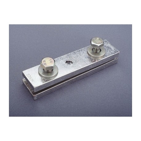01886 WÖHNER Unión de barras 630A Para barras planas (20-30)x(5-10) Longitud 150mm