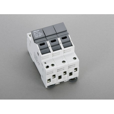 31274 WÖHNER Ambus EasySwitch 10x38/690V, 32A, 3p+ N integriert, 3 Module