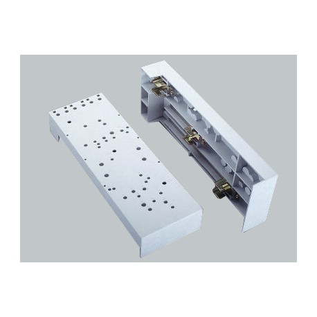 32001 WÖHNER Adapter 200A, 108x315. 100Energiesystem