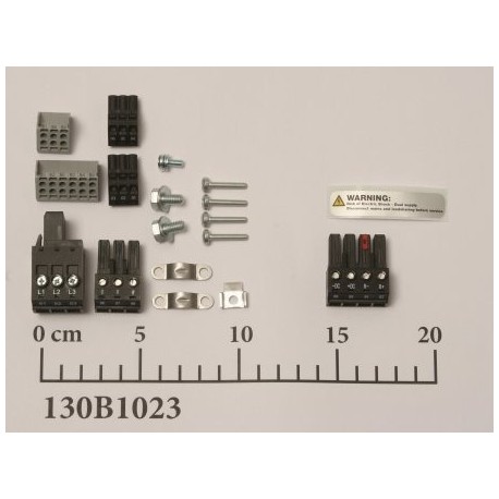 130B1023 Accessory bag for smooth cable entry A5 DANFOSS DRIVES Sac d’accessoires pour une entrée de câble f..