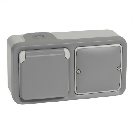 069793 LEGRAND PLwN-2P+T grado di protezione IP55