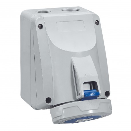555454 LEGRAND P17 B. SUP 32A 2P+T 250V IP67