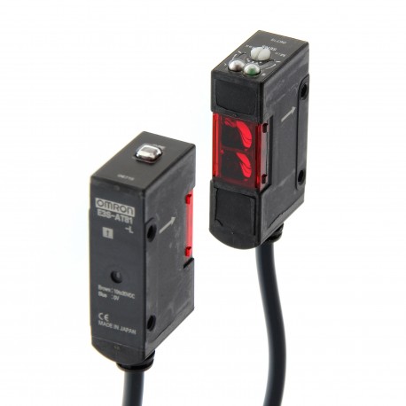 E3S-AT81 E3S 3079M E3SAT81 OMRON Plastica cc 3h Barriera 7m vertic ms. PNP
