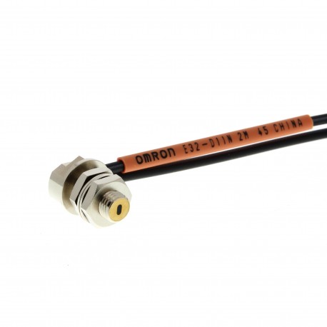 E32-D11N 5M E32 1376C E32D11N5M OMRON Angulaire Reflex numérique Flexible Filetée M6 5m
