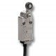 D4F-102-3R D4F 0021G D4F1023R OMRON Metallo IP67 1NC/1NO Perno Rullo perno 3m orizz.