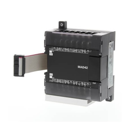 CP1W-MAD42 CP1W9282G CP1WMAD42,1 OMRON Module D'Extension 4 Entrées + 2 Sorties Analogie 1/12000