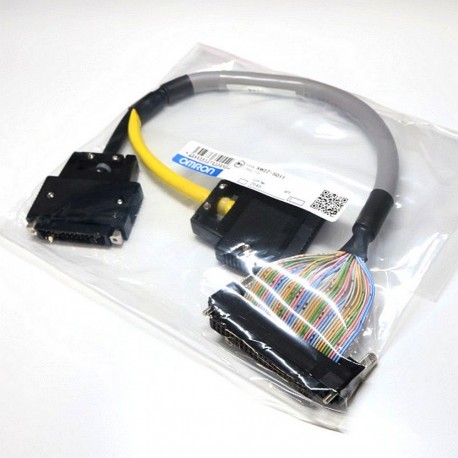 XW2Z-S011 XW2Z0398R XW2ZS011 OMRON Conversion cable for C200H-OD215