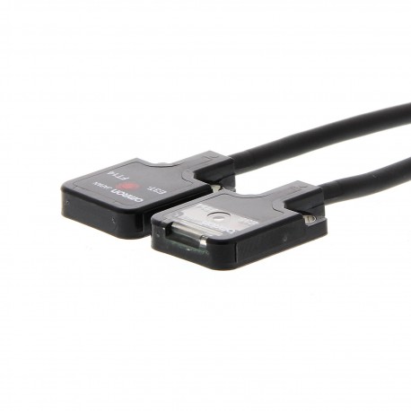 E3T-FT14 5M E3T 1040G E3TFT145M OMRON Miniatura 3h Barriera 500 mm Flat PNP-Cso.