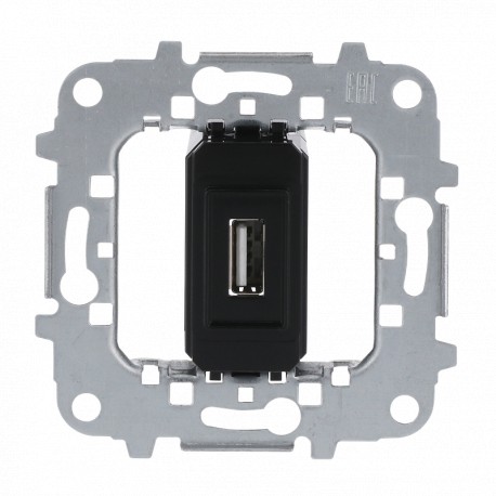 2CLA815590A1001 8155.9 NIESSEN Toma VDI USB conexion hembra-hembra