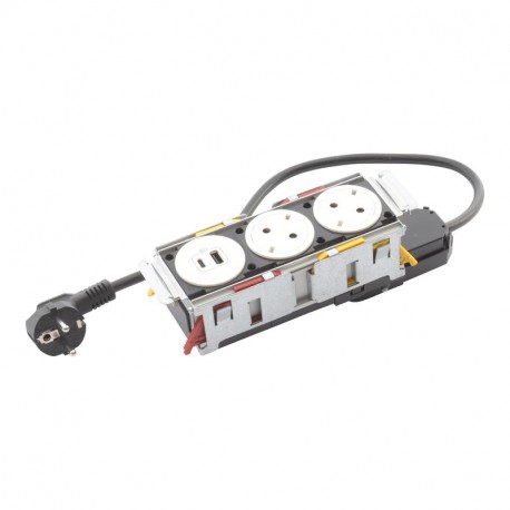 654747 LEGRAND IN-DISQIN 3EL 2SCH+USB BL 2MT