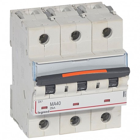 409884 LEGRAND AUTOMATICO DX3 3P MA40 25KA