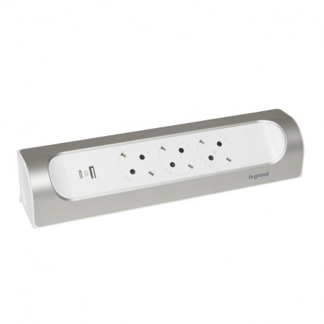 694504 LEGRAND BMÚLT COR ANG 3X2P + T USB SC BL