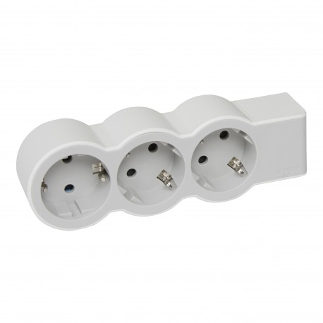 694573 LEGRAND BMÚLT STD 3X2P+T S/C BL