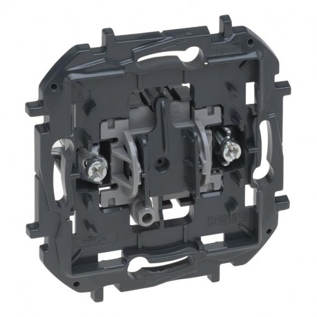 864011B LEGRAND NS-PULS 1P 6A