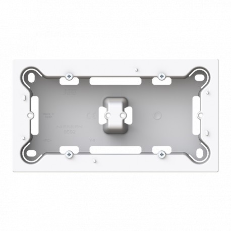 2CLA889200A1001 8892 BT NIESSEN Plinth 2 BT windows