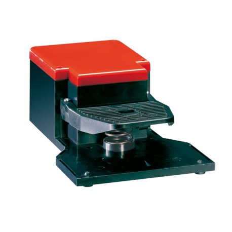 KG100S11 LOVATO FOOT SWITCH, K SERIES, ONE PEDAL, WITH FREE ACTUATION, PLASTIC BODY, OPEN. CONTACTS 1NO+1NC ..