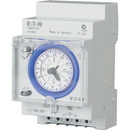 TSSD1CO 167391 EATON ELECTRIC Series connection time switch 24 hrs., segments, 3 TLE