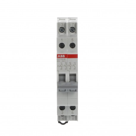 2CCA703017R0001 ABB Int.de mando E211-32-40 32A 4NA