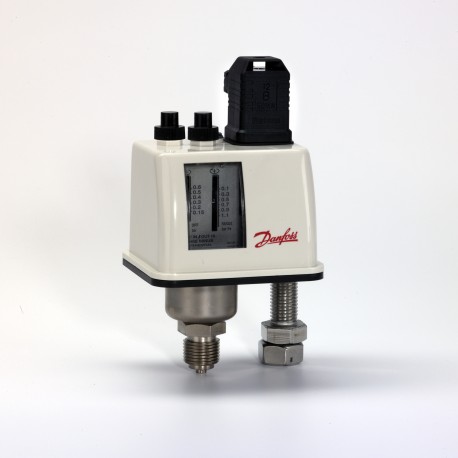 BCP1 017B0002 DANFOSS CONTROLES INDUSTRIALES BCP1 Presostato M/9