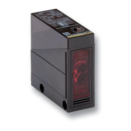E3JM-10R4-G-N 323288 OMRON capteurs photoélectriques, Multialim. 10m barrière SSR + PG13,5 commune