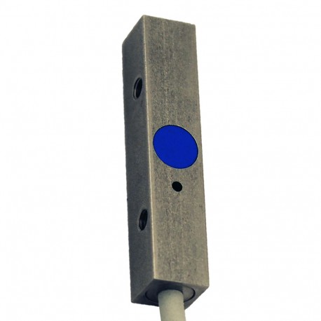 IL9/AP-3AVF80 MICRO DETECTORS Inductive sensor 8x8, centre detection, Sensing distance 2mm, PNP-NO, M8 pigta..