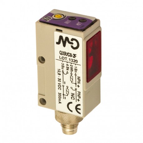 QX3/A0-2F MICRO DETECTORS Sensor fotoeléctrico difuso 300 mm 90° óptica conector M8