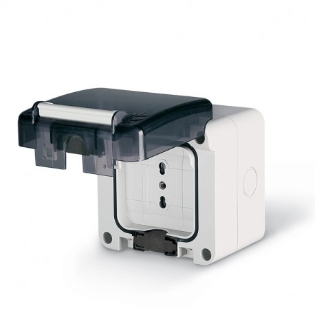 137.6403 SCAME BASE P11/P17 IP66 M95 16A 250V AC
