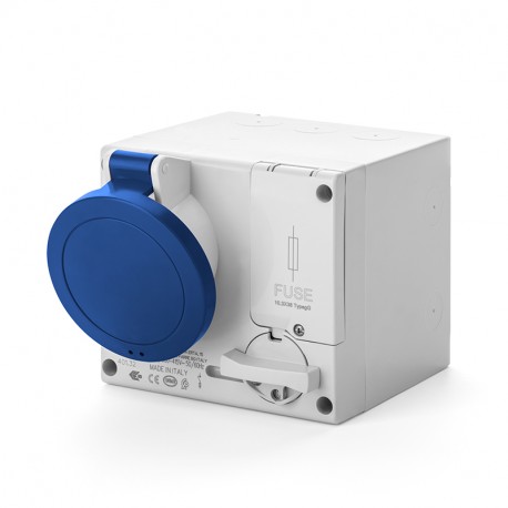 501.3274 SCAME PRISE VERR. 3P+T IP44 32A 9h 200-250V